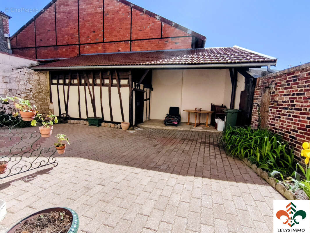 Maison à SAINT-MEMMIE