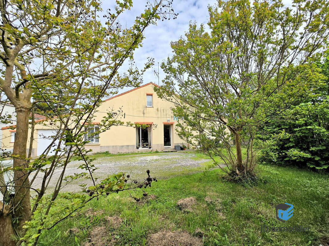 Maison 65 m² à Mormaison  - photo 9