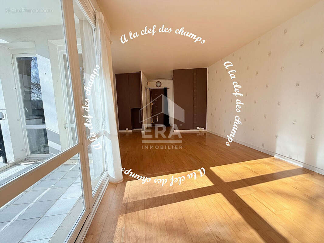 Appartement à GIF-SUR-YVETTE