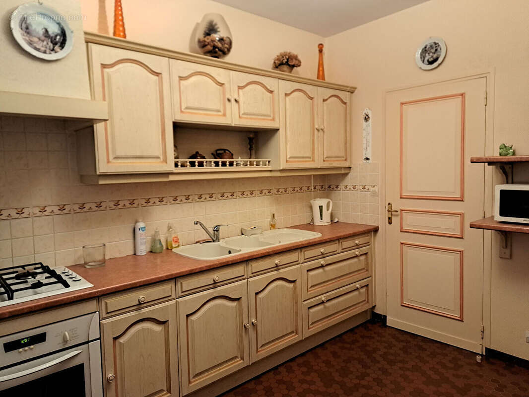 Maison à CHATELLERAULT