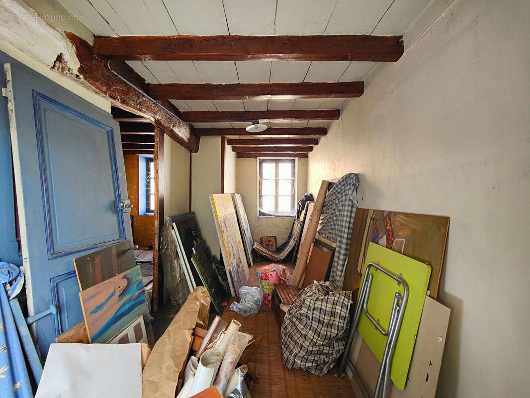 Maison à LA TOUR-DU-PIN