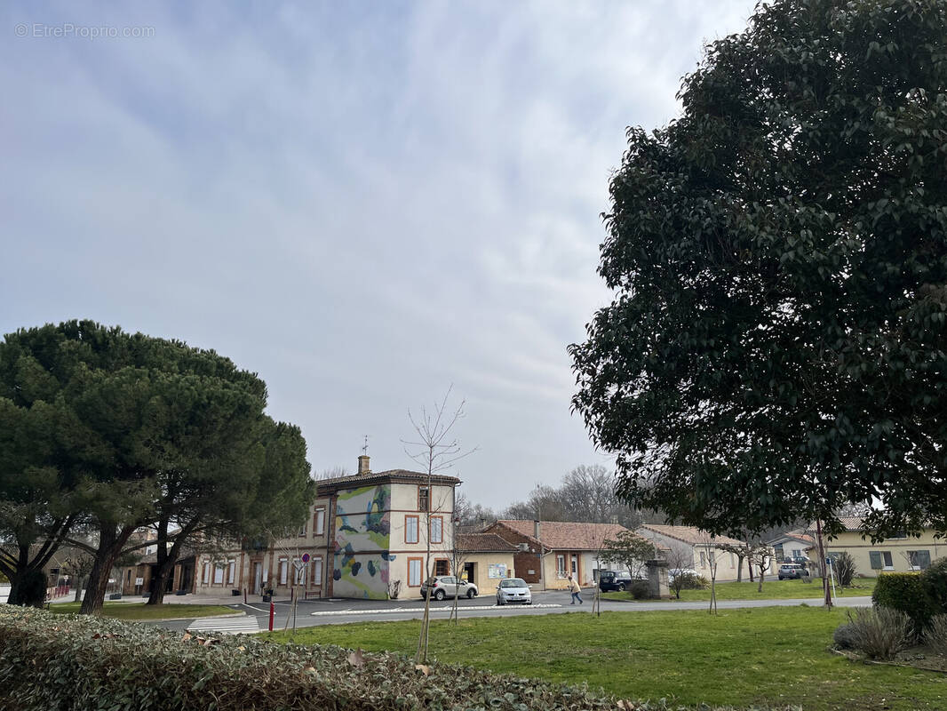 Terrain à SEGOUFIELLE