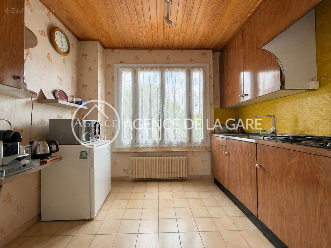 Maison 100 m² à Quincy-Sous-Senart  - photo 4
