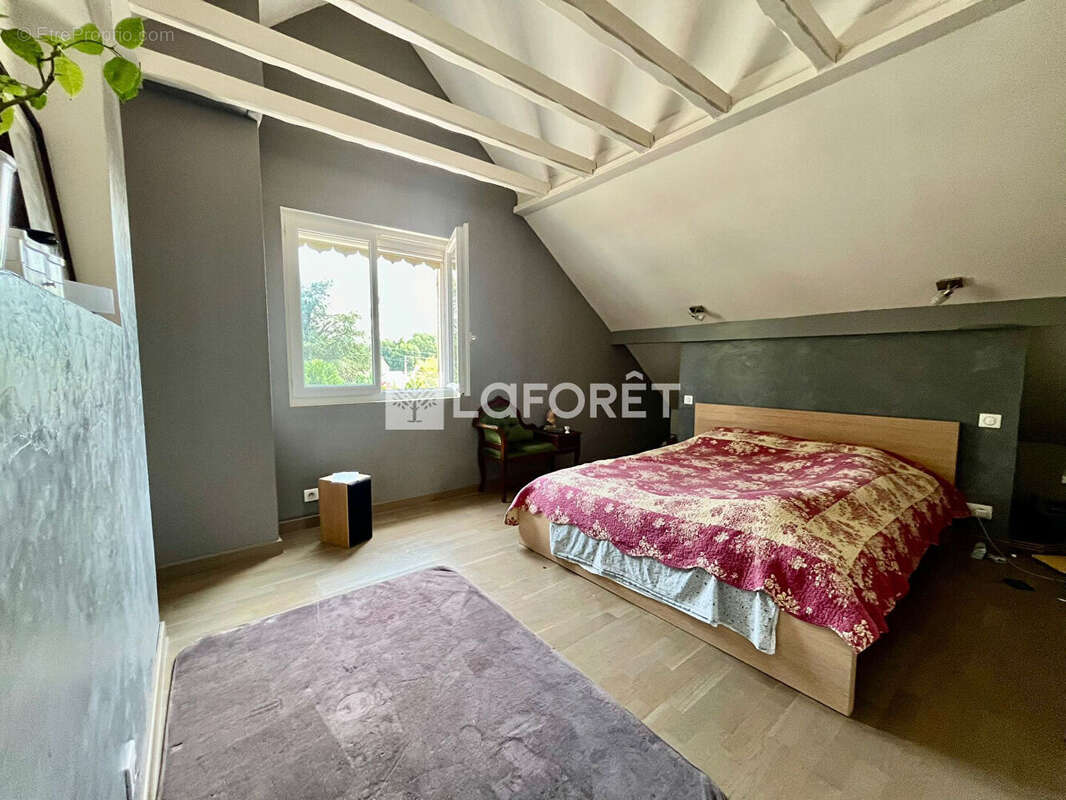 Maison à MILLY-LA-FORET