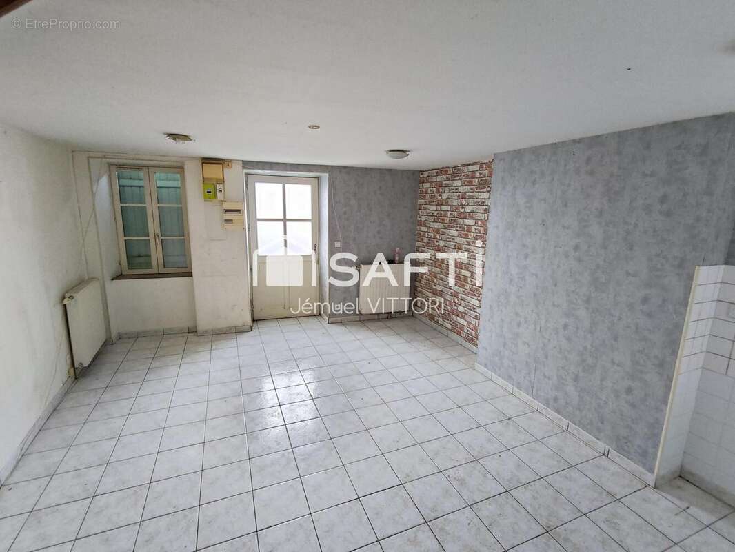 Photo 3 - Maison à ERNEE