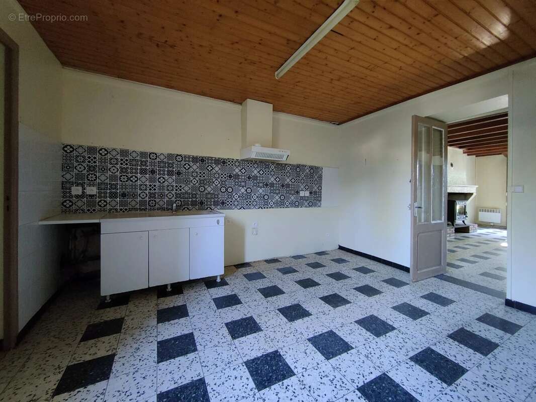 Maison à SAINT-SELVE