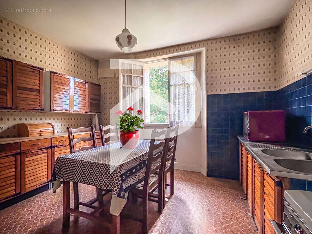 Maison à LACAUNE