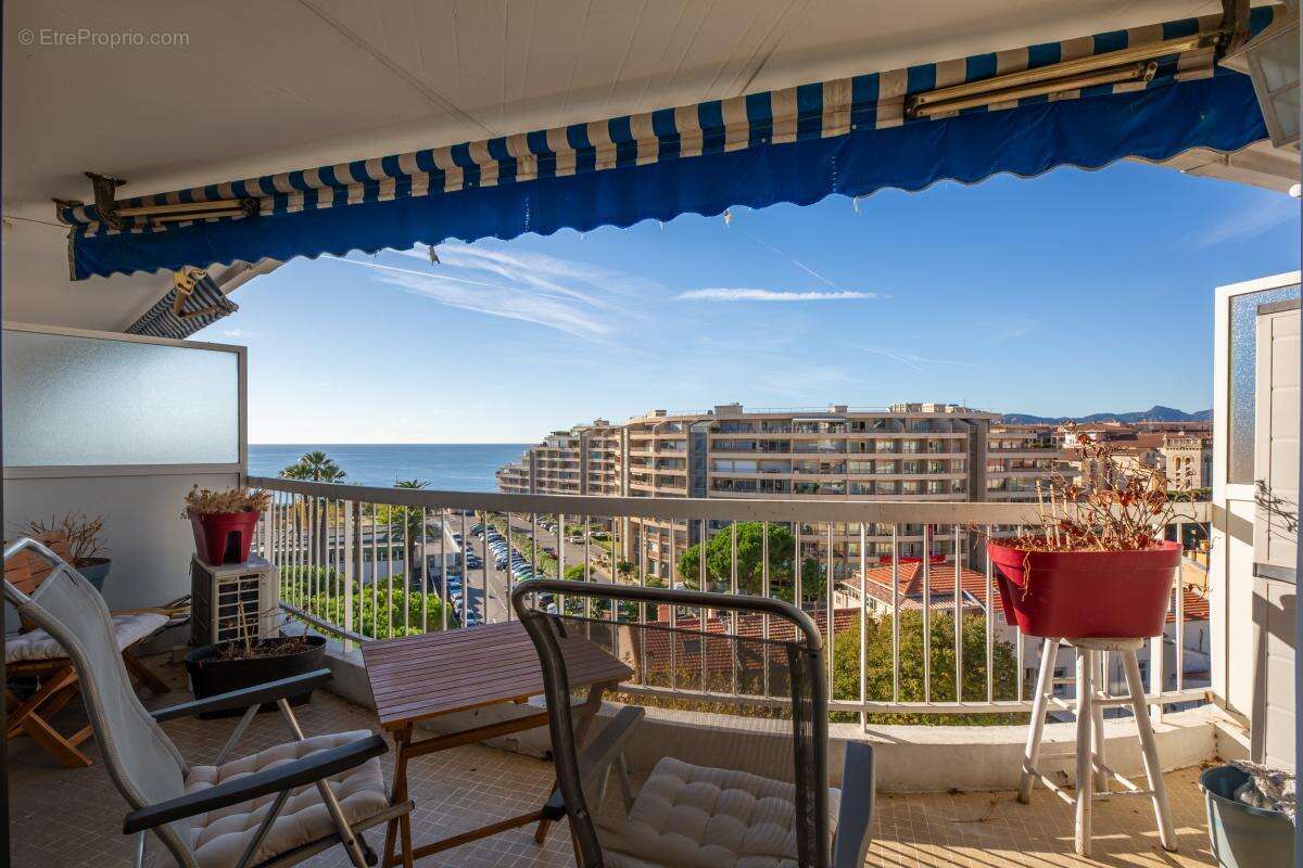 Appartement à CANNES