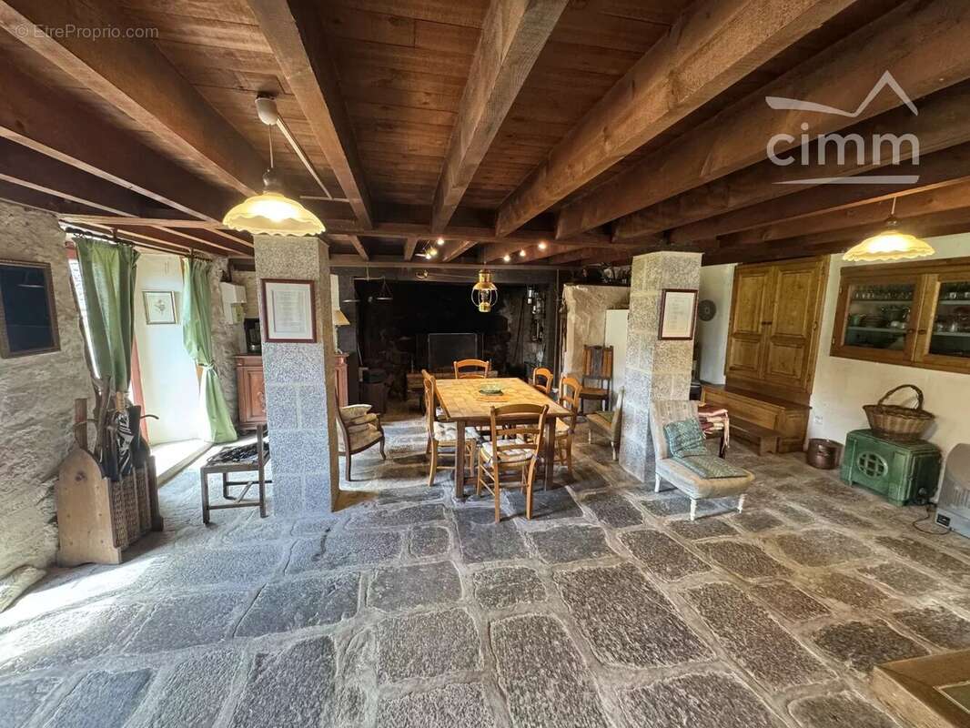 Maison de village en pierre - photo 26