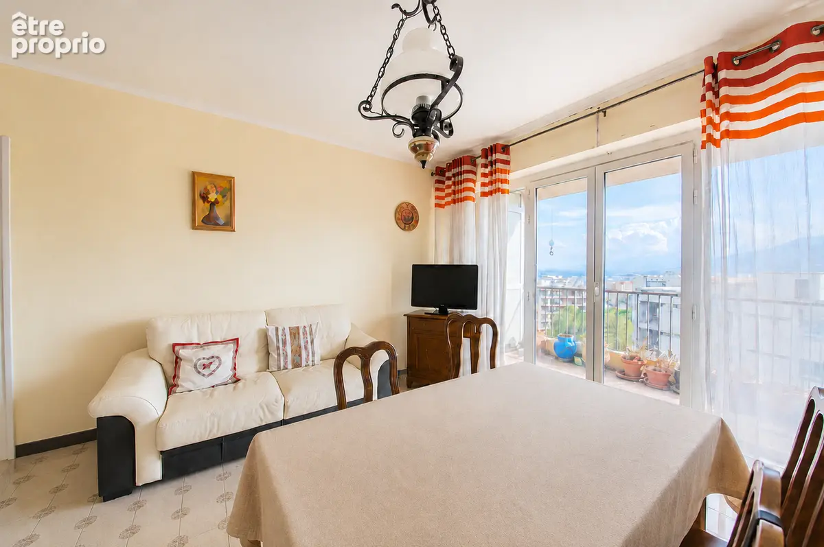 BASTIA - T3 avec balcon et vue mer - photo 3
