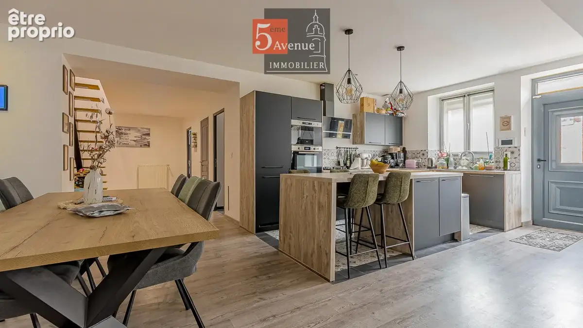 Maison entièrement rénovée de 156m2 avec dépendance et grand garage à 15 min de Chantilly - photo 6