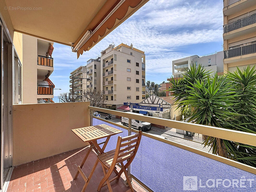 Appartement à ROQUEBRUNE-CAP-MARTIN