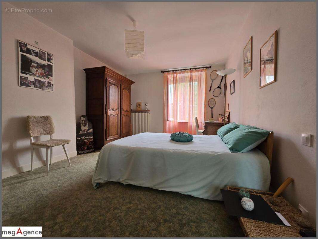 Magnifique propriété de 230 m², 7 pièces, dépendances - photo 11