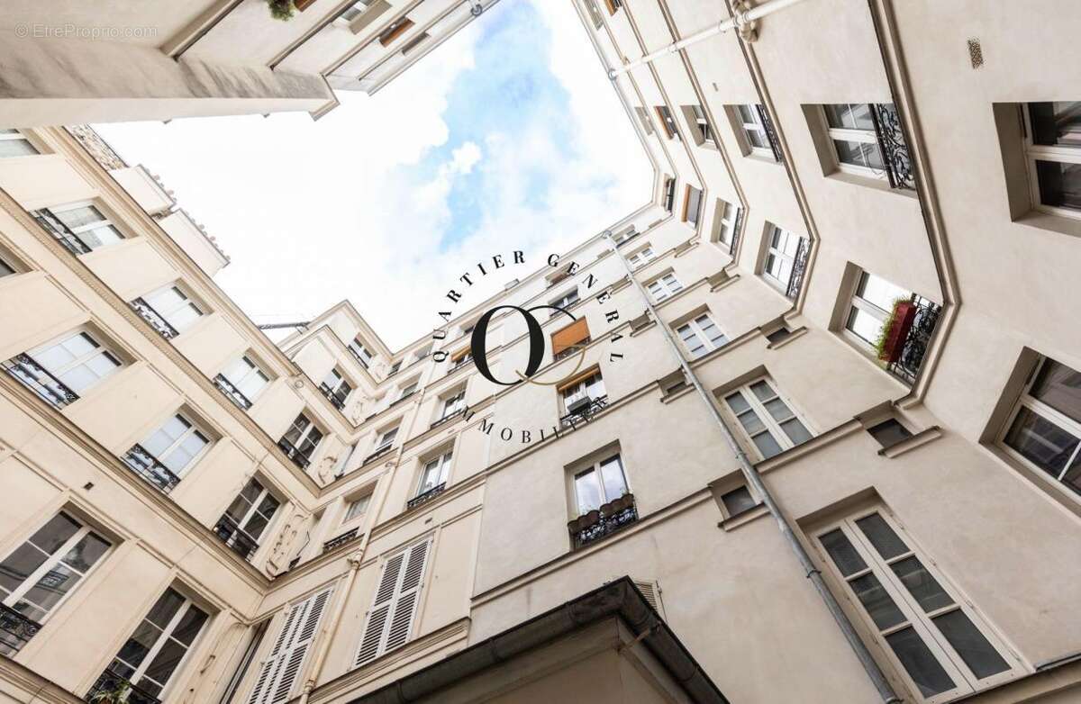 Appartement à PARIS-5E