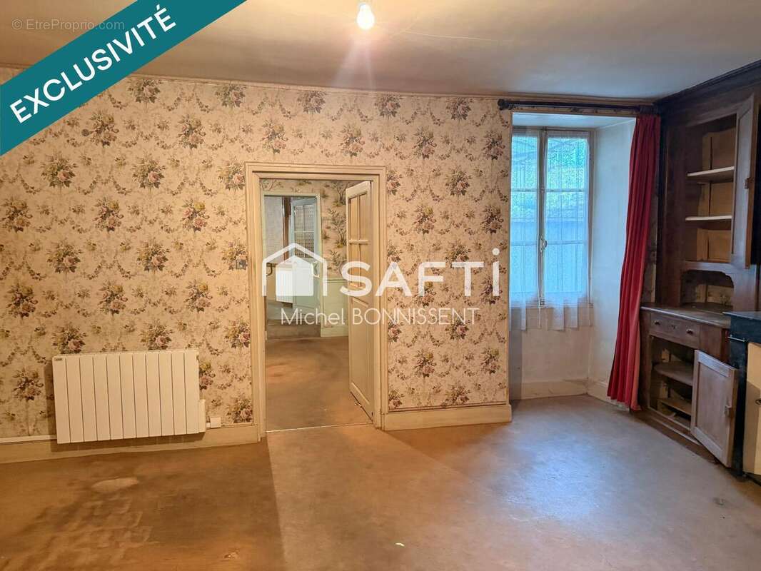 Photo 9 - Maison à MEHUN-SUR-YEVRE