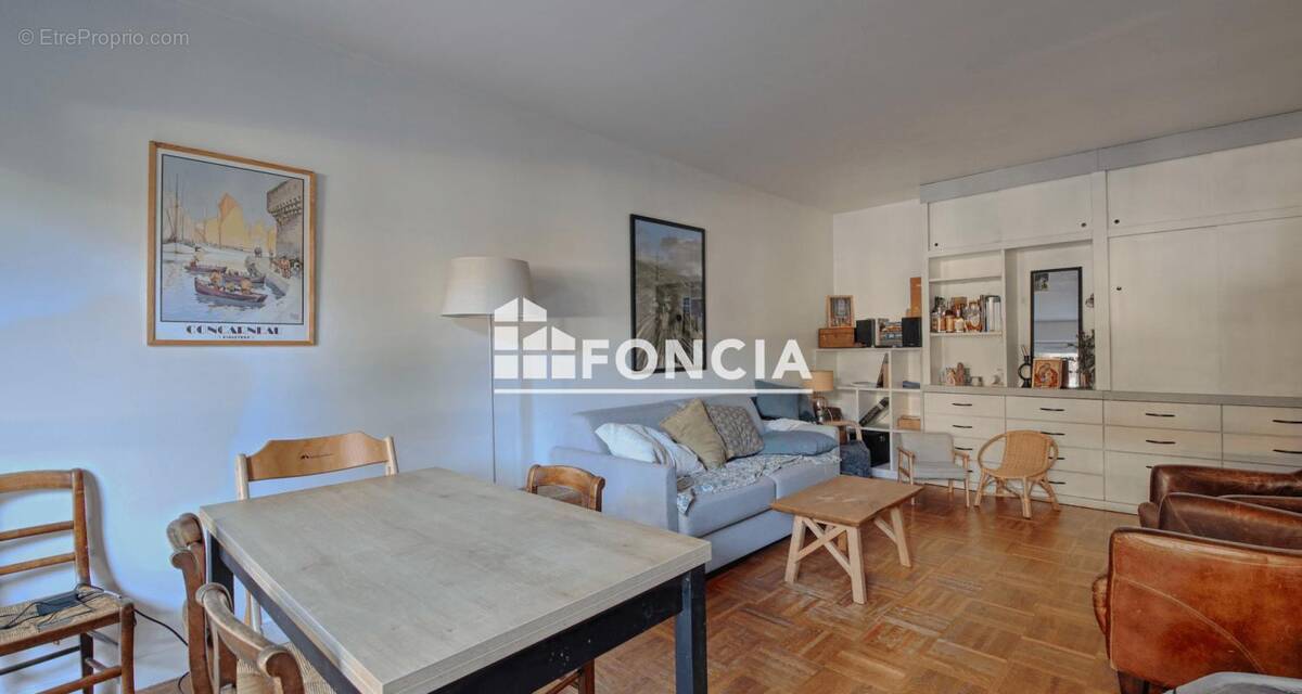 Appartement à SAINT-MAUR-DES-FOSSES