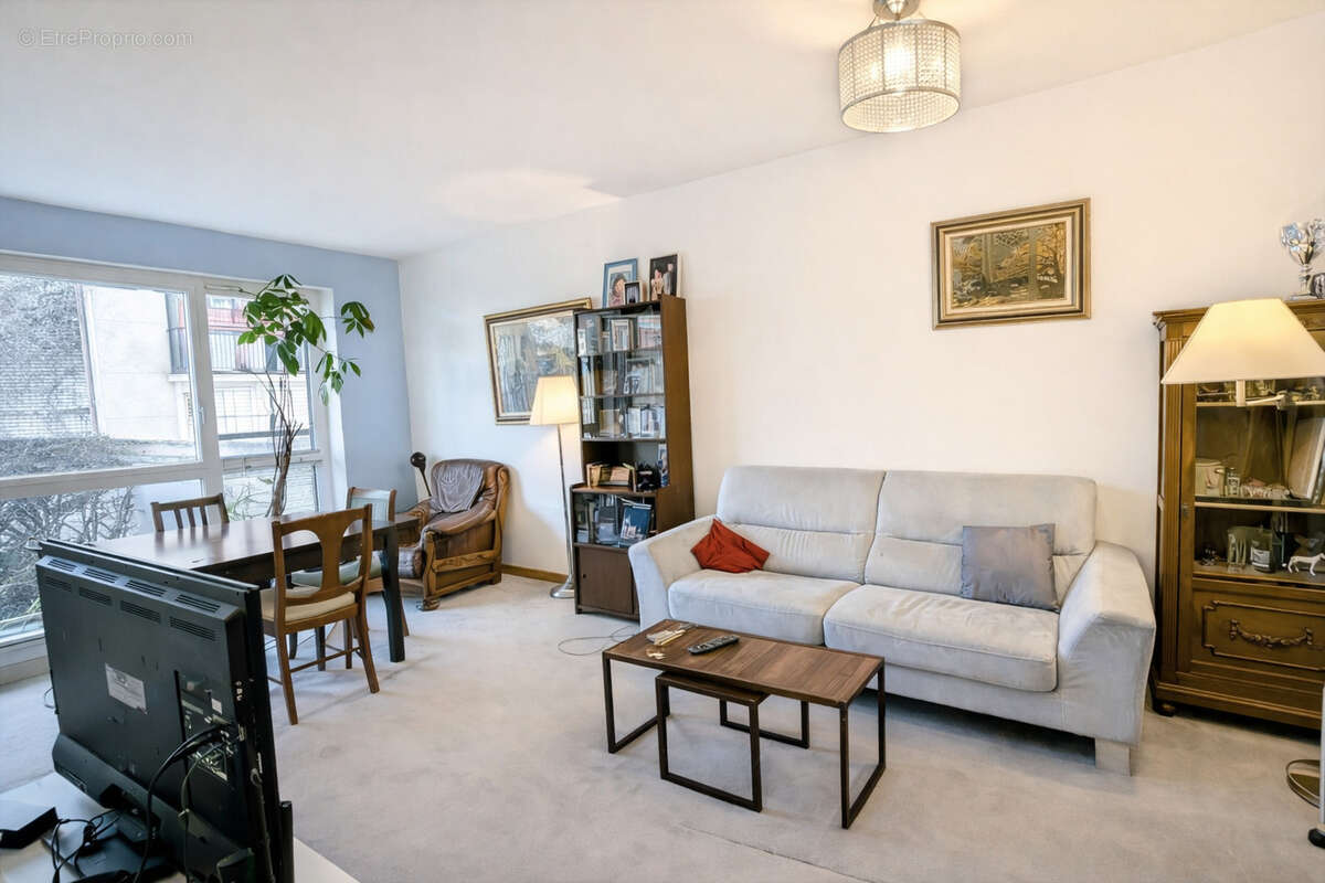 Appartement à BOURG-LA-REINE