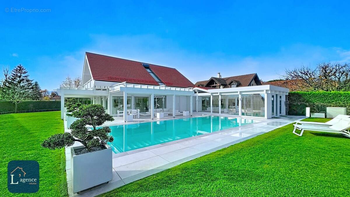 Maison à PREVESSIN-MOENS