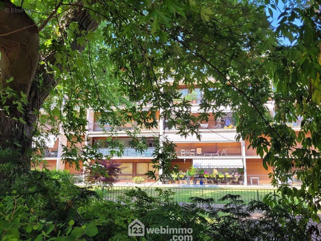 Appartement à CHATENAY-MALABRY