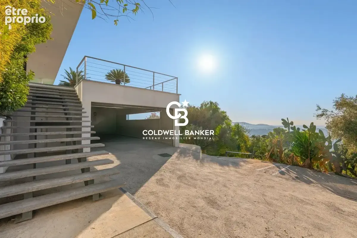 Villa Contemporaine vue mer à 180° avec piscine - 83000 Toulon - photo 9