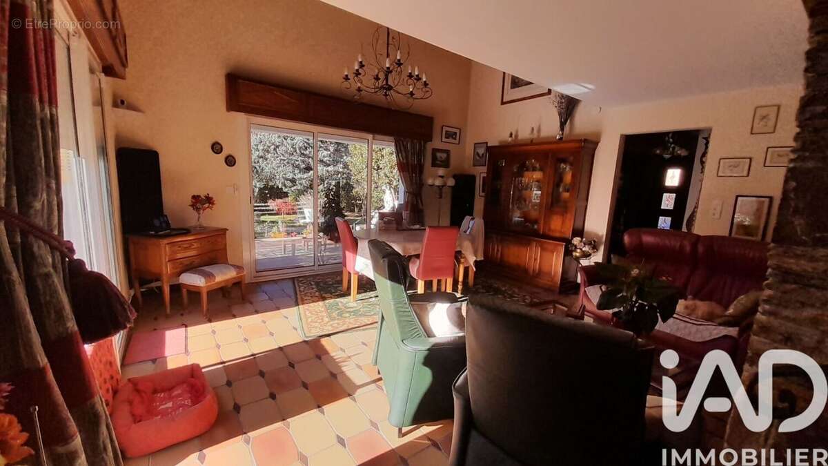 Photo 2 - Maison à ARLES-SUR-TECH