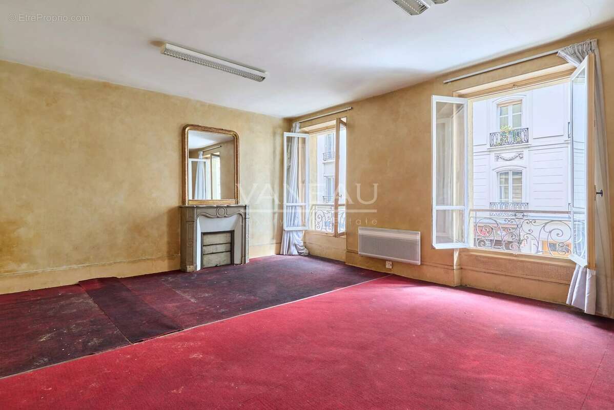 Appartement à PARIS-9E