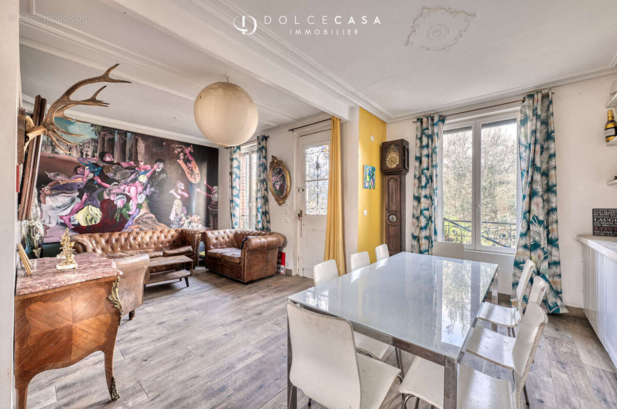 Maison à LE PERREUX-SUR-MARNE