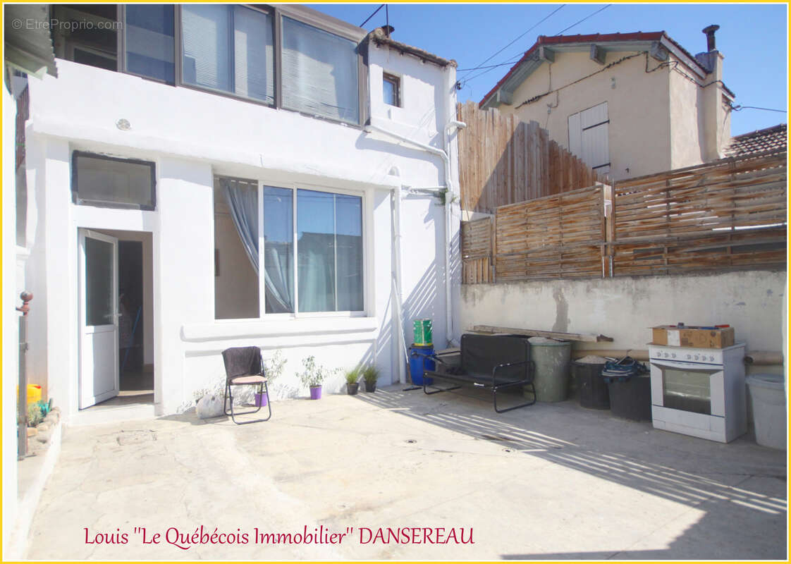 ** Possibilité vente à terme libre ** Rénové en 2020:  Immeuble 2 x T3 au calme, cour, dépendances - photo 3