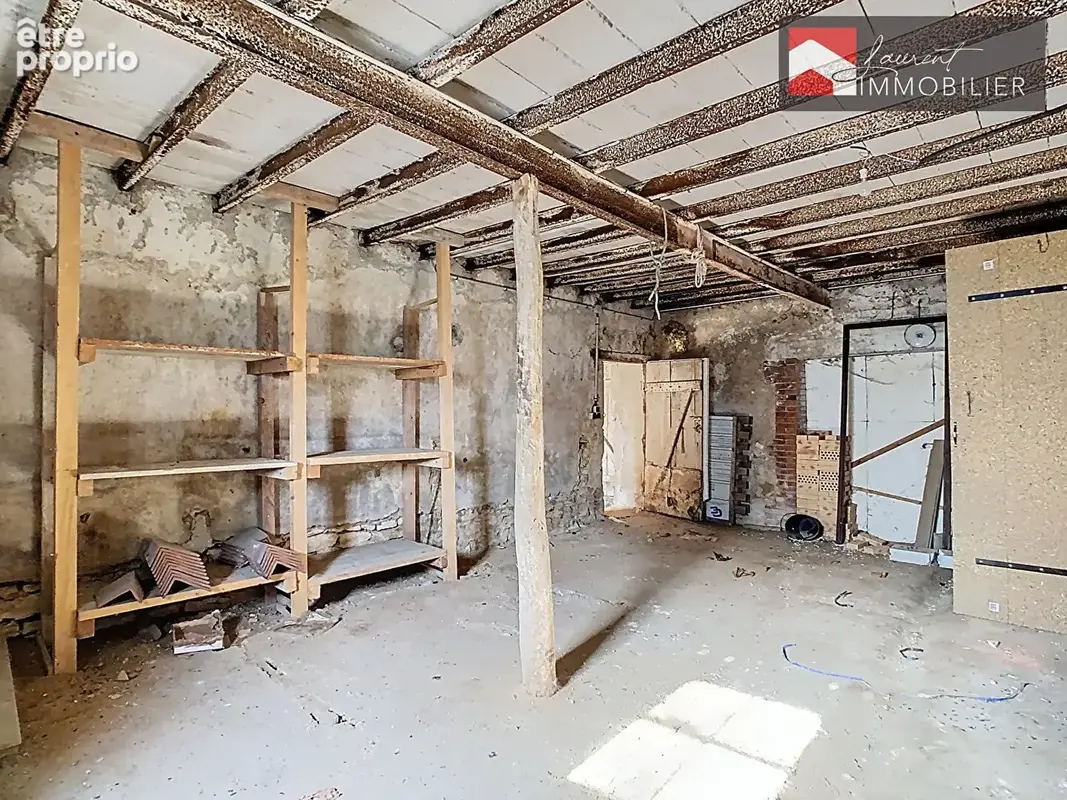 A Simandre  - Grange à fort potentiel 150 m² aménageables - photo 12