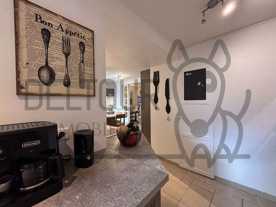 Maison à CRECY-LA-CHAPELLE