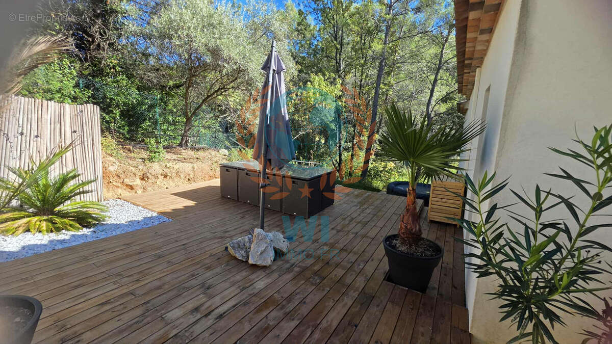 Maison à LORGUES