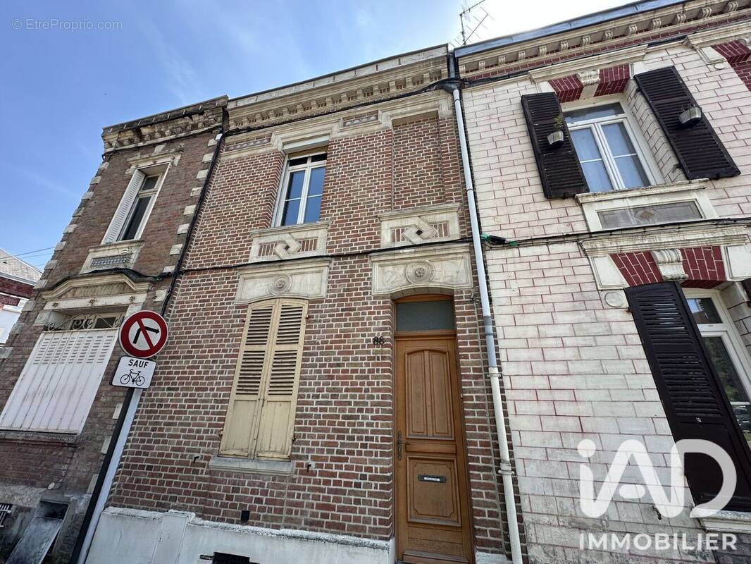 Photo 1 - Maison à AMIENS