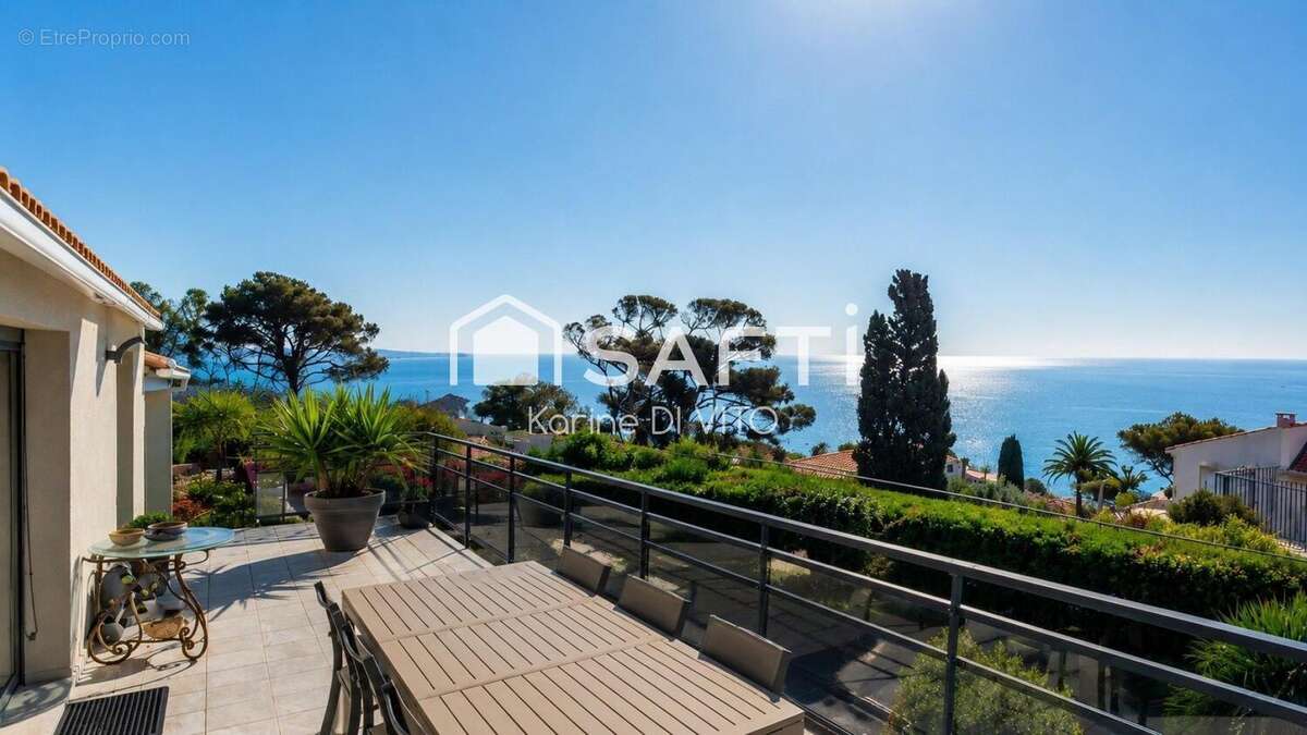 Maison 136 m² à Frejus  - photo 4