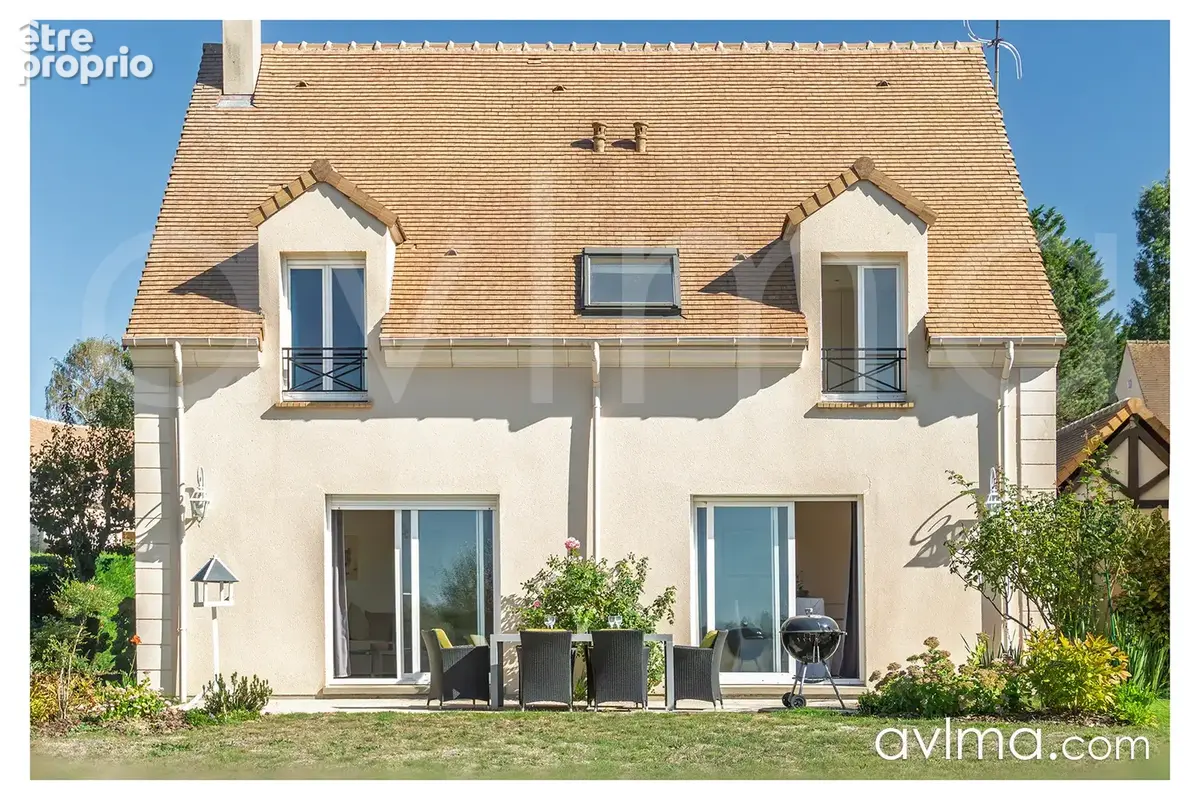 Maison familiale parfaitement entretenue avec vue campagne et sous-sol total - photo 2
