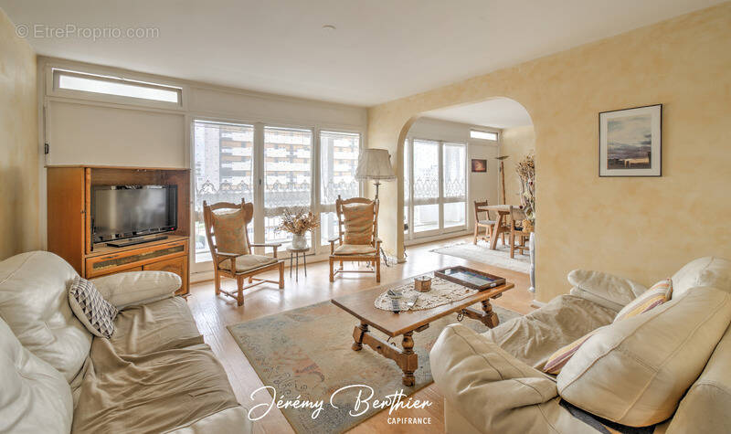 Appartement à RILLIEUX-LA-PAPE