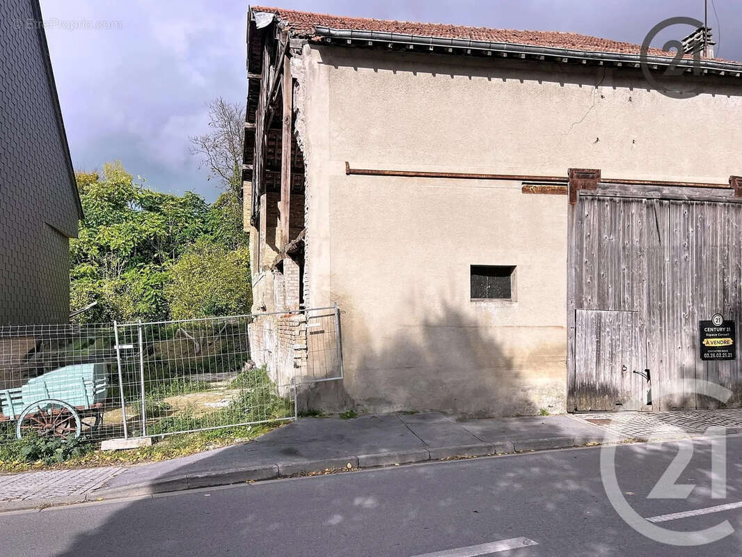 Terrain à CHATEAU-PORCIEN