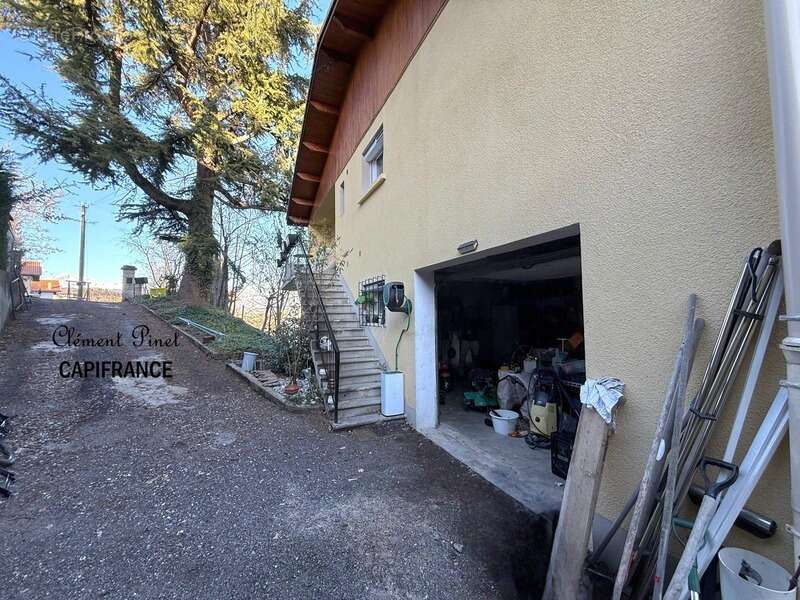 Maison avec fort potentiel à Gap Sud – 156 m², jardin, garage et vue dégagée - photo 19
