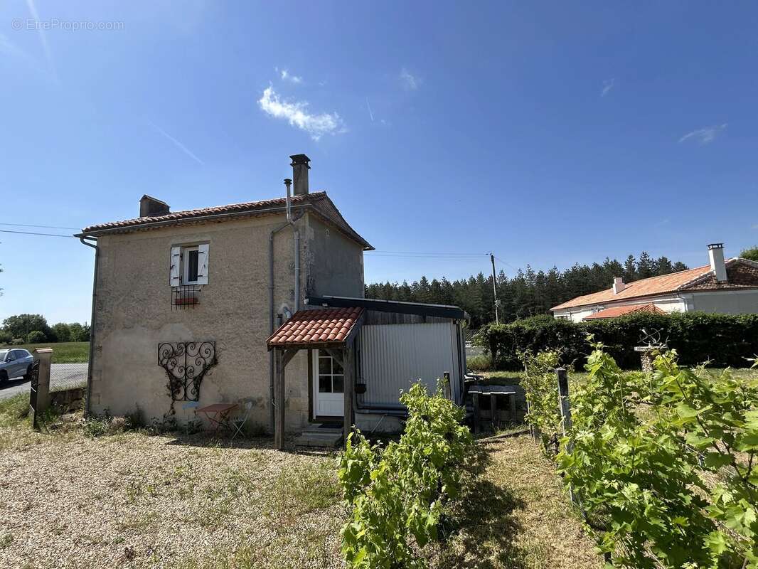 Maison à PILLAC