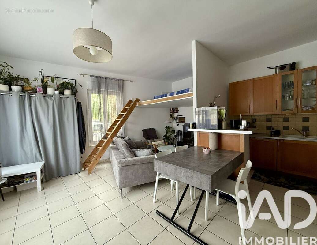 Photo 2 - Appartement à SUCY-EN-BRIE