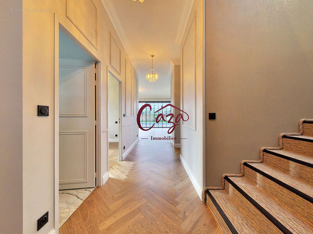 Maison à SAINT-SULPICE-ET-CAMEYRAC