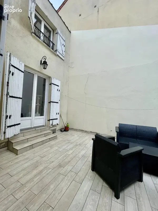 Drancy - centre-ville - maison de ville de type f3 - 88m2 - a deux pas de toutes commodites - photo 3