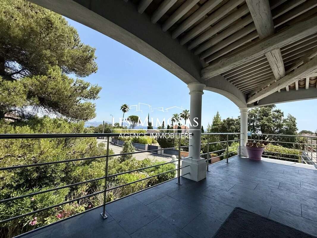 Maison à FREJUS