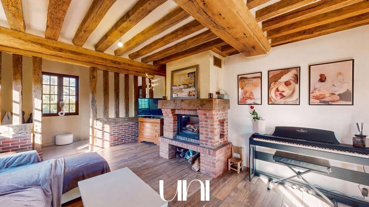 Maison à HOTOT-EN-AUGE