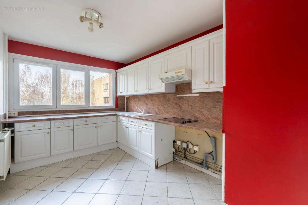 Appartement à ELANCOURT