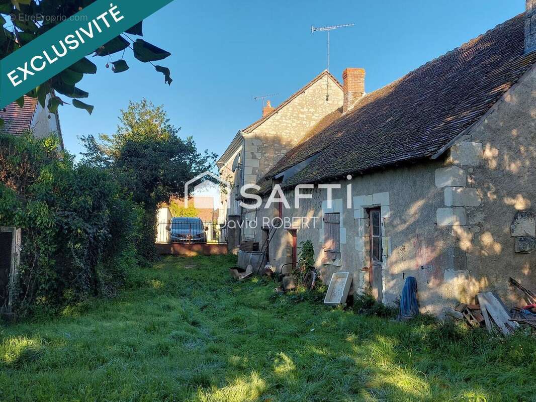 Photo 2 - Maison à CROUZILLES