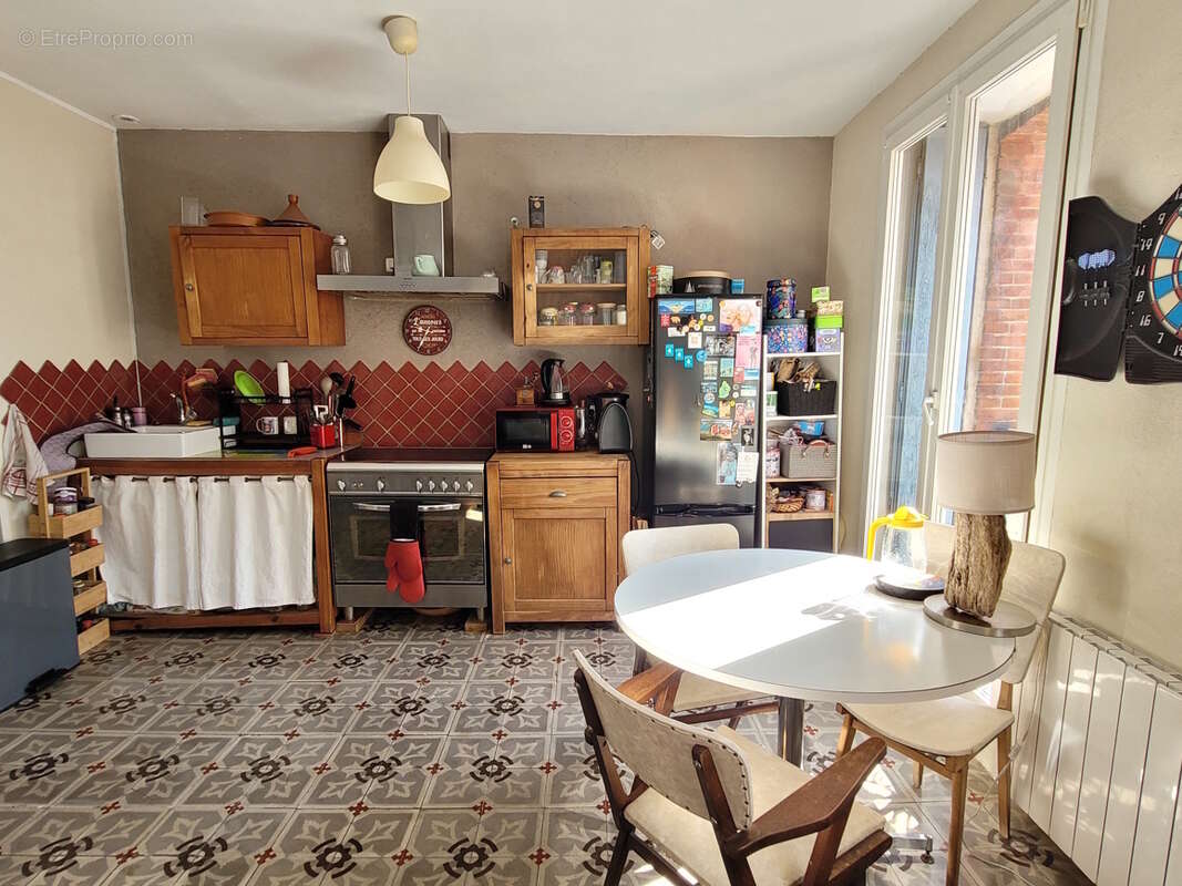 Appartement à SAINT-GENIES-DE-FONTEDIT