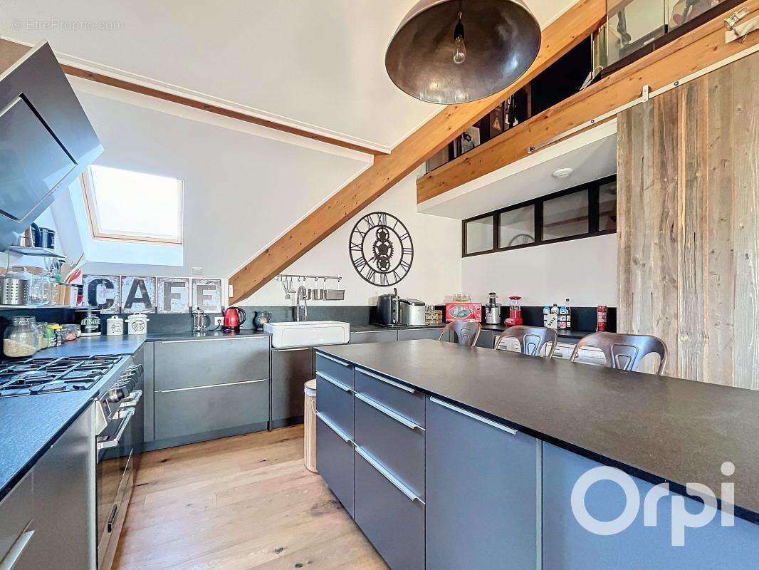 Appartement à ARTHAZ-PONT-NOTRE-DAME