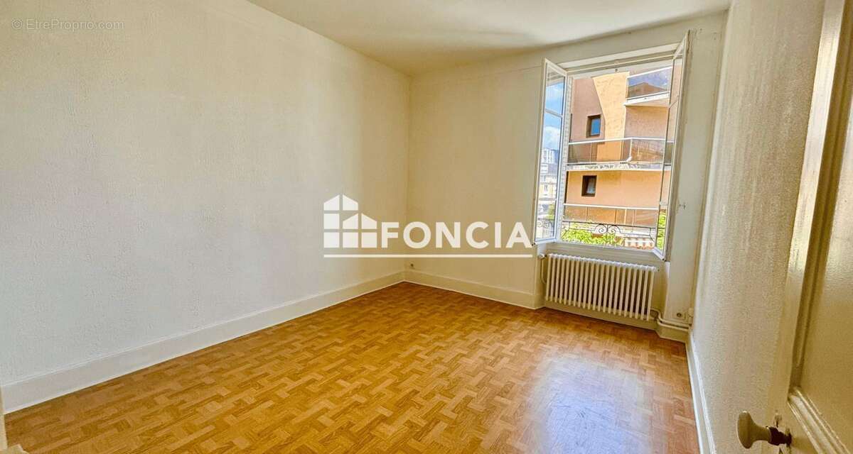 Appartement à AIX-LES-BAINS