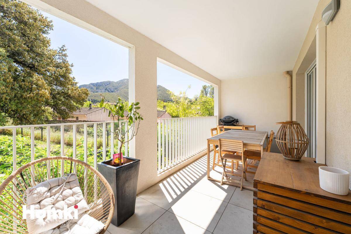Appartement à MARSEILLE-10E