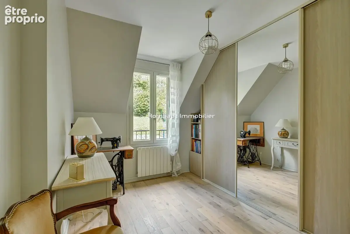 Maison 8 pièces 175 m² à vendre à La Celle-Saint-Cloud (78170) - photo 9